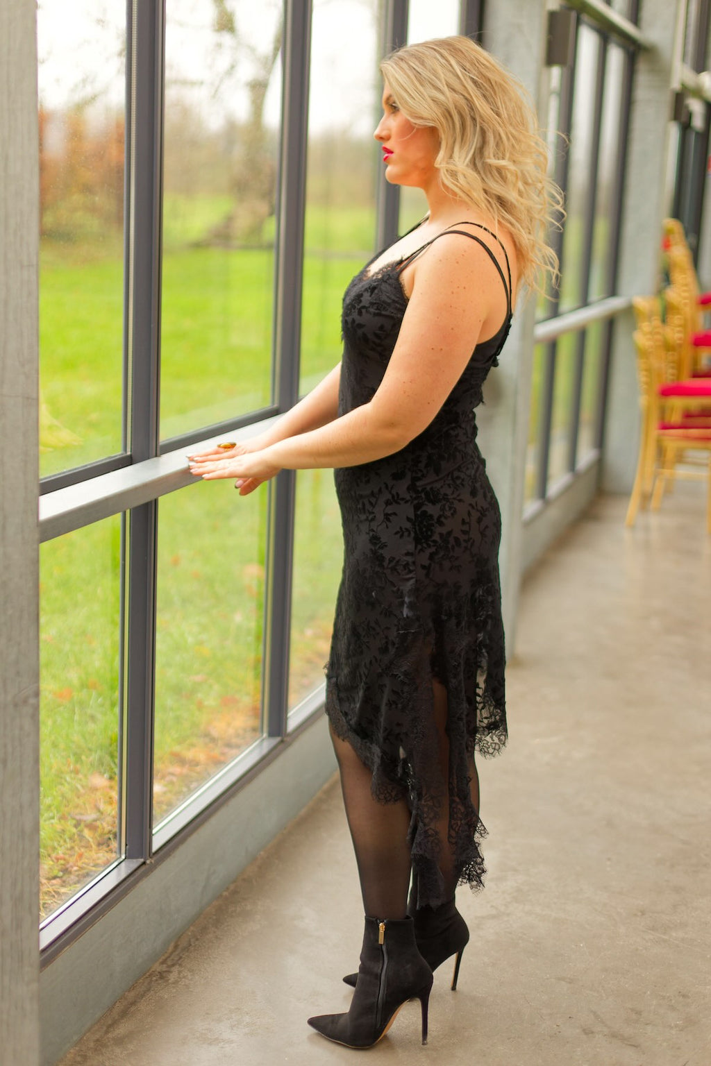 Robe en Velours Bas Dentelle