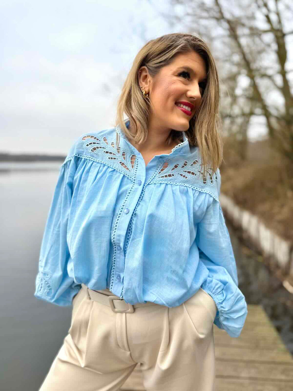 Blouse Baby Blue